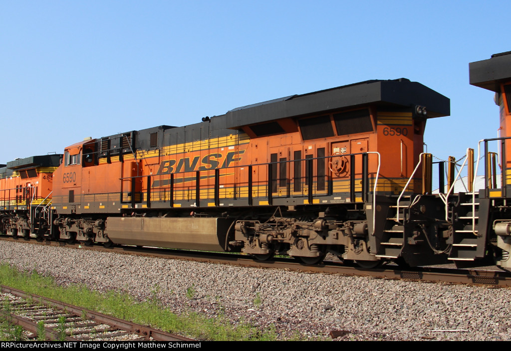 BNSF 6590